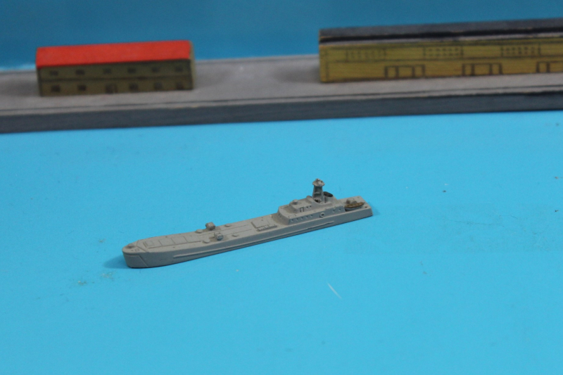 Landungsschiff "Polnocnyi"-Klasse (1 St.) SU 19xx Trident alpha TA 10017